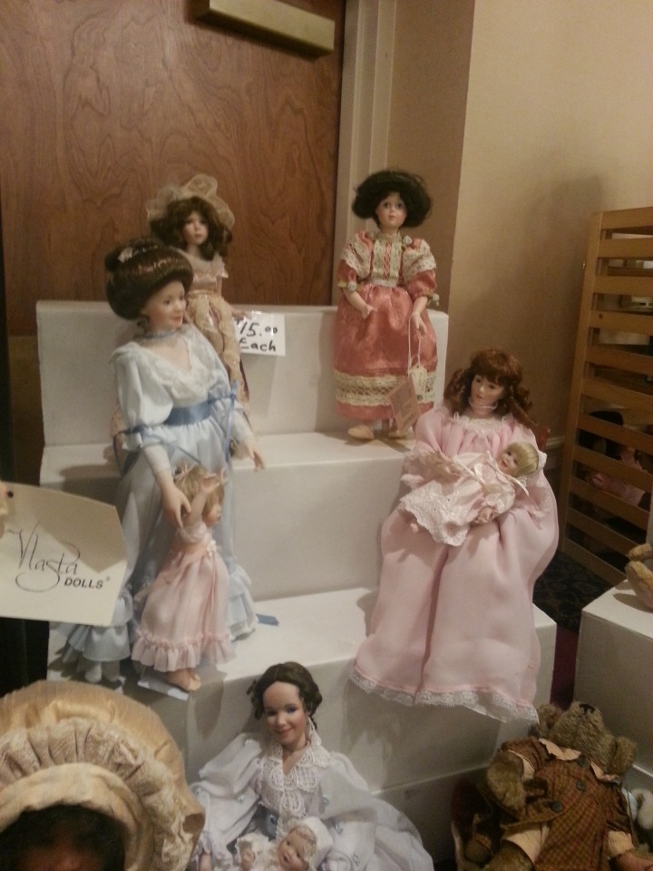 Очередная выставка кукол | Бэйбики Очередная выставка кукол — Выставки кукол и мишек Тедди: фоторепортажи