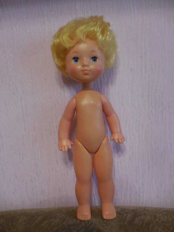 Маленькая история в картинках про друзей или мой не богатый опыт рисовок и пошива одежды для советских кукол