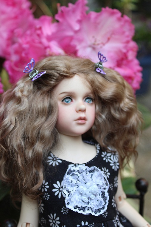 Поиск образа для Розочки. Знакомство с садом