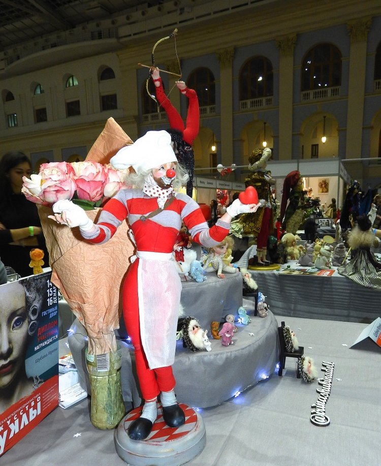 Продолжение путешествия по Гостинному Двору