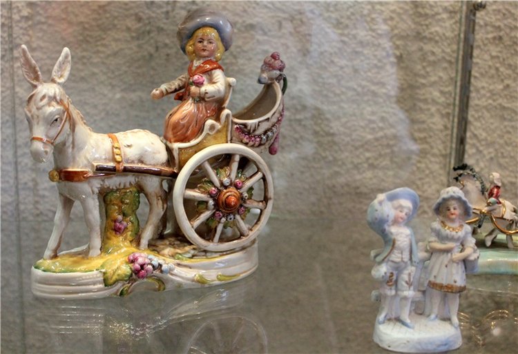 Старица, Музей фарфора — Фарфоровые статуэтки и фигурки: винтаж
