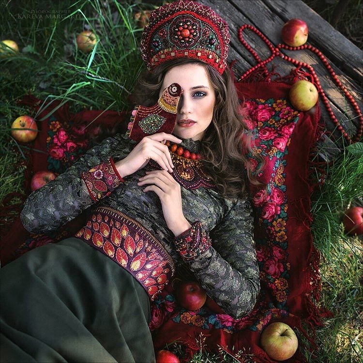 Волшебные миры Маргариты Каревой