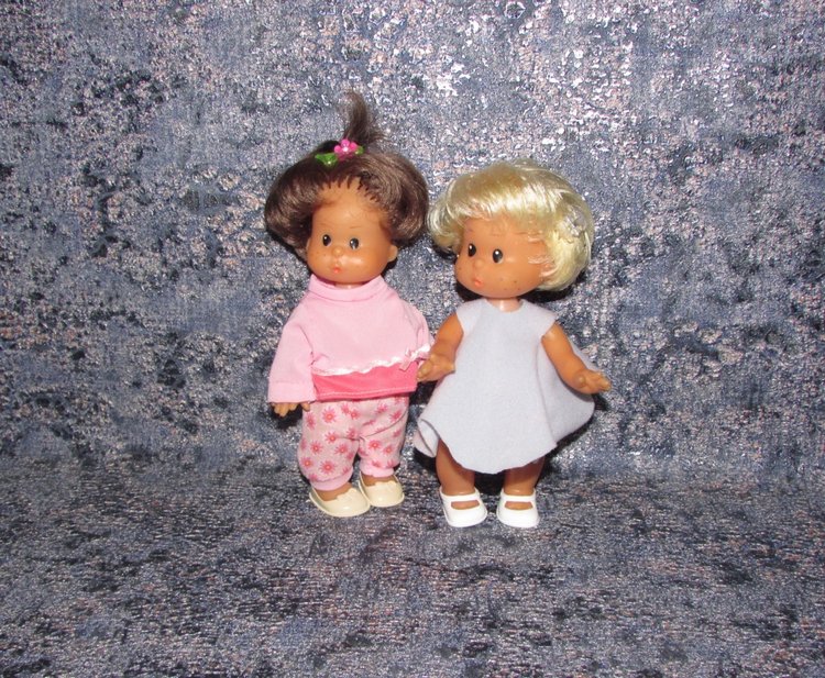 Моя новая девочка Ева и её друзья (куколки ГДР Werk Schalkau-косолапки)