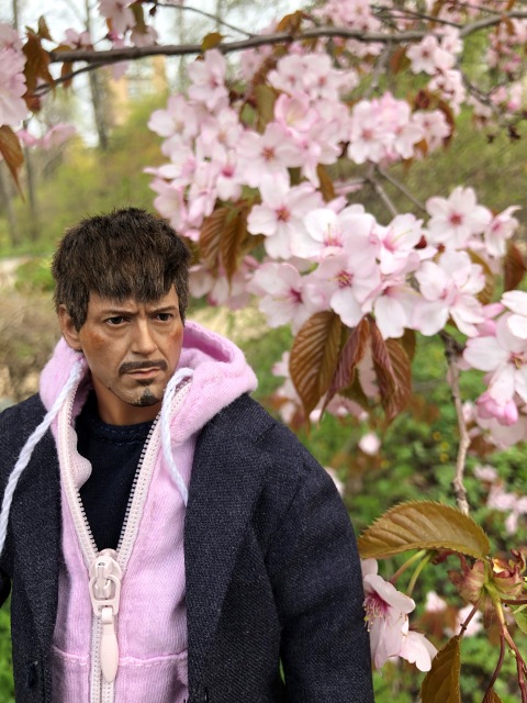 Тони Старк: приключения без брони. Был месяц май, половина первая (фото 3)