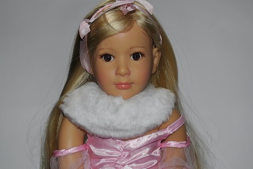 Кидзы в лицах. Куклы 2012 года