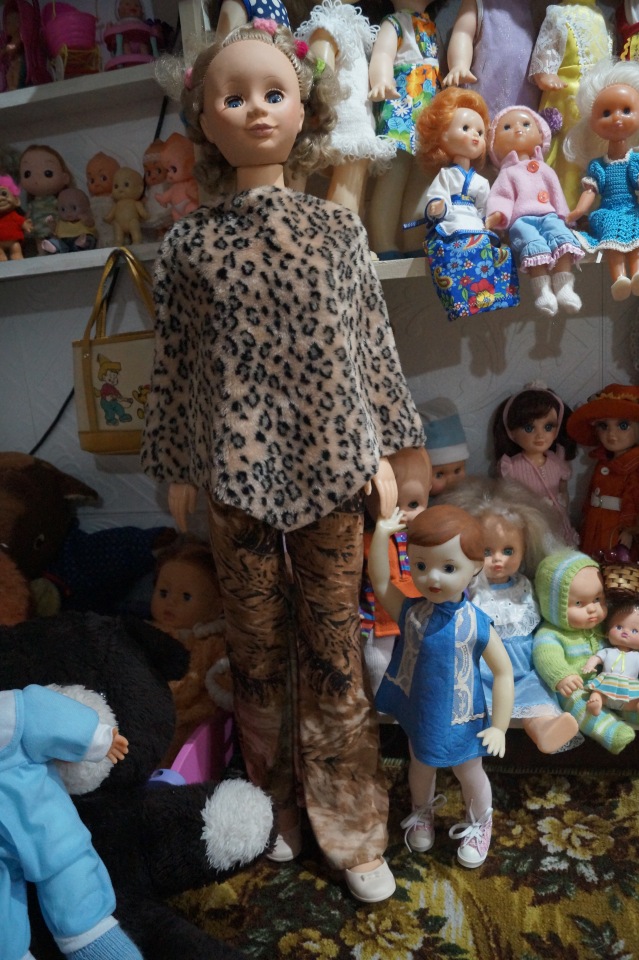 Куклы с разным состояние здоровья долго стояли в очередь у дверей кукольной лечебницы | Бэйбики Куклы с разным состояние здоровья долго стояли в очередь у дверей кукольной лечебницы