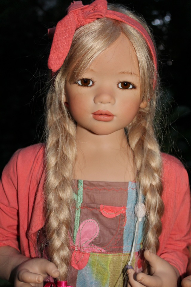 Воспонинаяния о лете. Две сестрички, две Анны Лу - часть первая