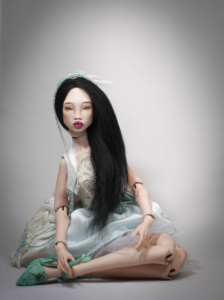 Райский цветок Тинатин. Фарфоровая шарнирная кукла (фото 10)