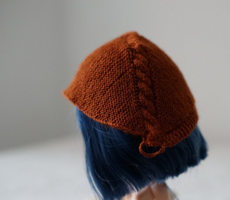 "Все вяжут шапочки для зим"