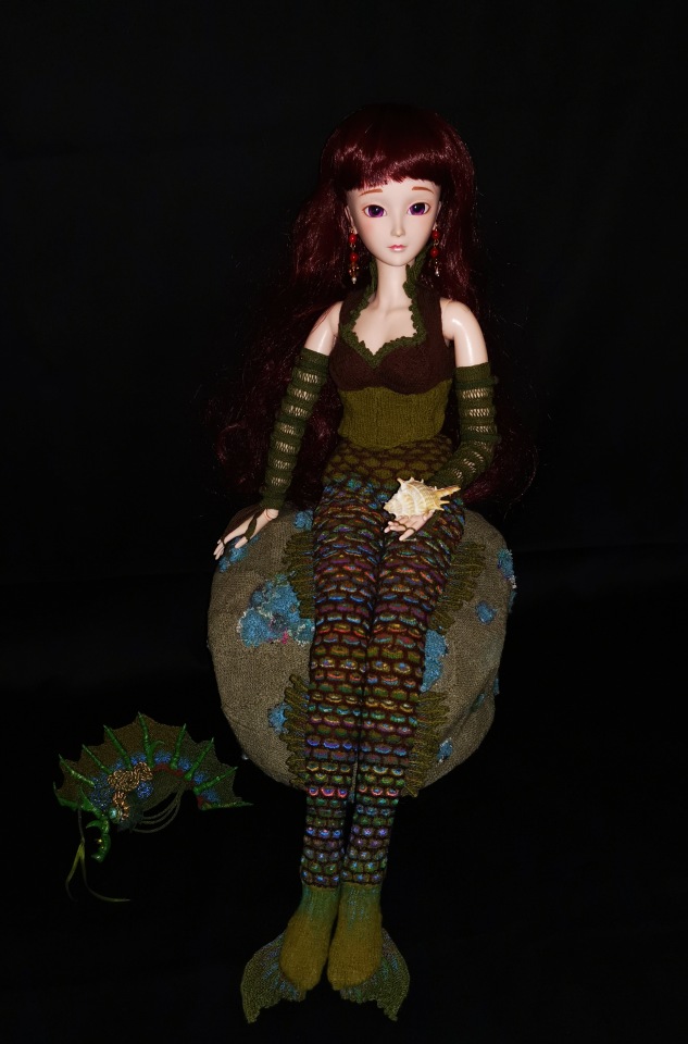 Всё в этом мире связано - даже камни... Русалочка