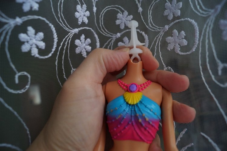 Первая выписка декабря. Поломки шейных шарниров и способы их исправления, избавляем волосы Барби от жира. Преображение