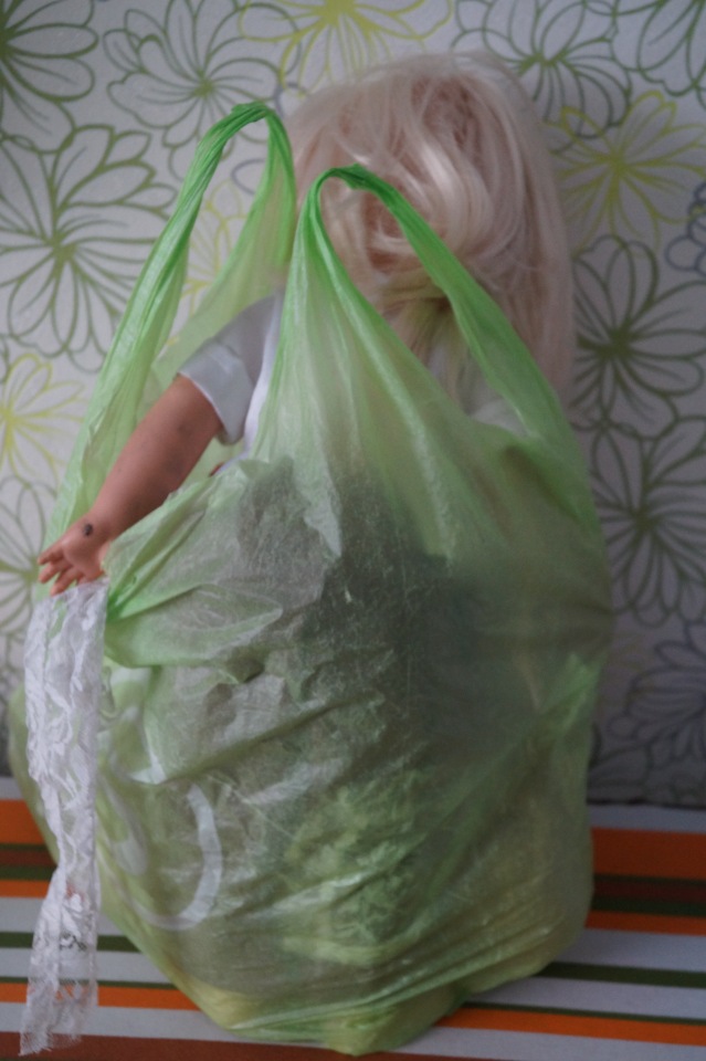 Всю неделю ко мне в кукольную лечебницу шли пациенты