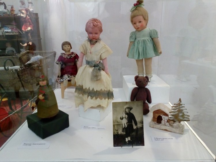 Выставка кукол "Игрушки моего детства 2018" в Архангельске. Коллекция Марины Беляковой. Фоторепортаж (фото 6)