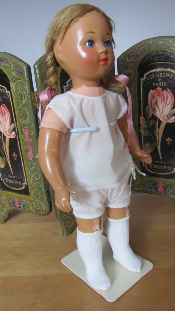 Наряжаем куклену из Советского прошлого (фото 4)