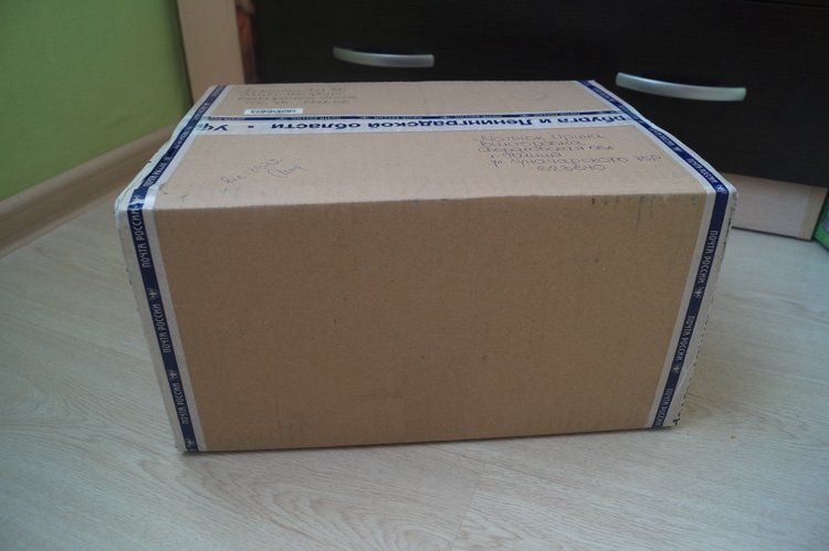 Приехали три посылки, открыла, а их четыре