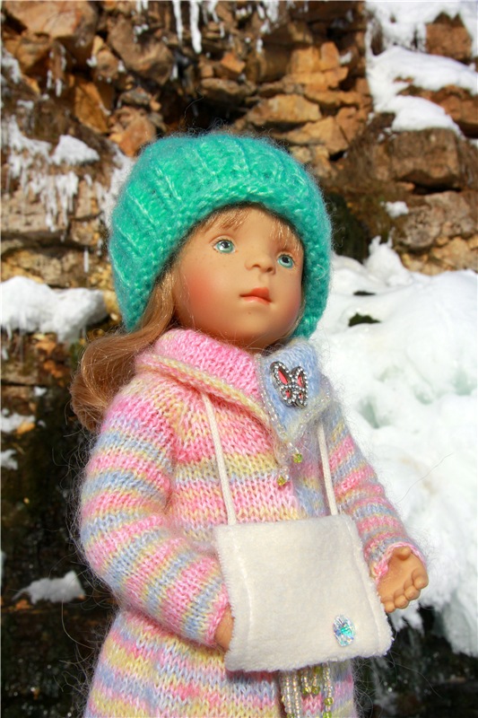 Зимняя прогулка Сони. Уникальная кукла от Сильвии Наттерер