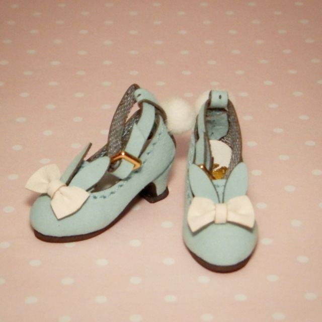 Обувь с ушками зайчика для моей пукифишки (фото 4)