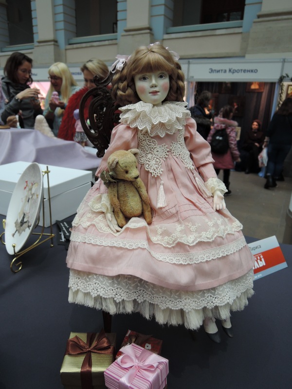 Мой очерк о посещении выставки "Искусство Куклы". Часть 1