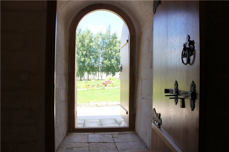 Время, застывшее в янтаре. Старицкий Свято-Успенский мужской монастырь