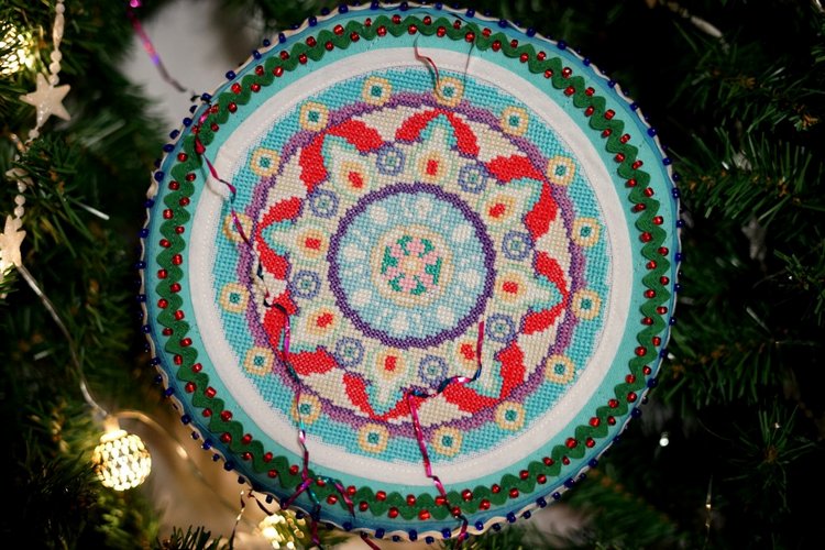 Шкатулка для игрушек — Вышивка крестиком