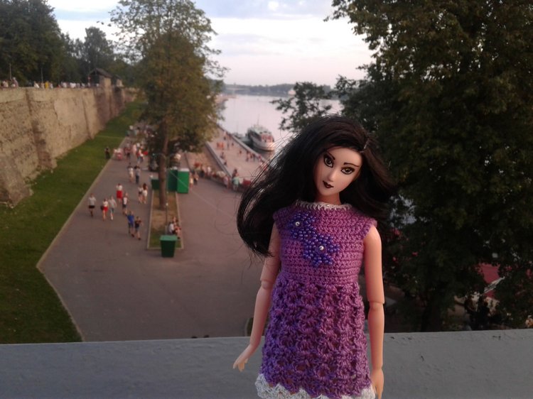 Наше лето 2: Псков, День Города! Прогулка с Донной. Новые куклы в подарок (ура!!!)