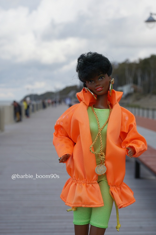 Осеннее лоскутное одеяло: море, футбол, экскаватор и вязаные куклы (фото 3)