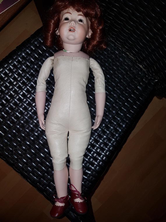 Большая коллекция Винтажных реплик с антикварных кукол