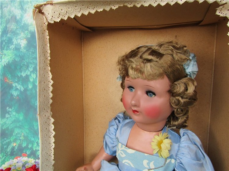 Розы и жемчуг… На них посмотри... Кукла Hans Volk на фоне интерьера (фото 2)