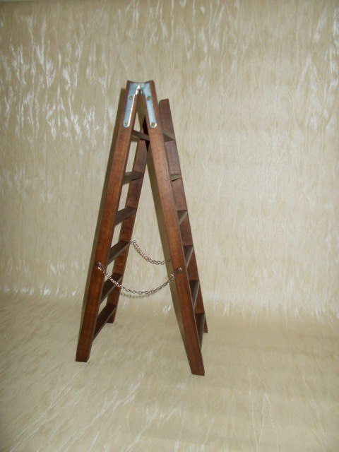 Лестница - подиум — Мебель для кукол и домиков: фото (фото 2)