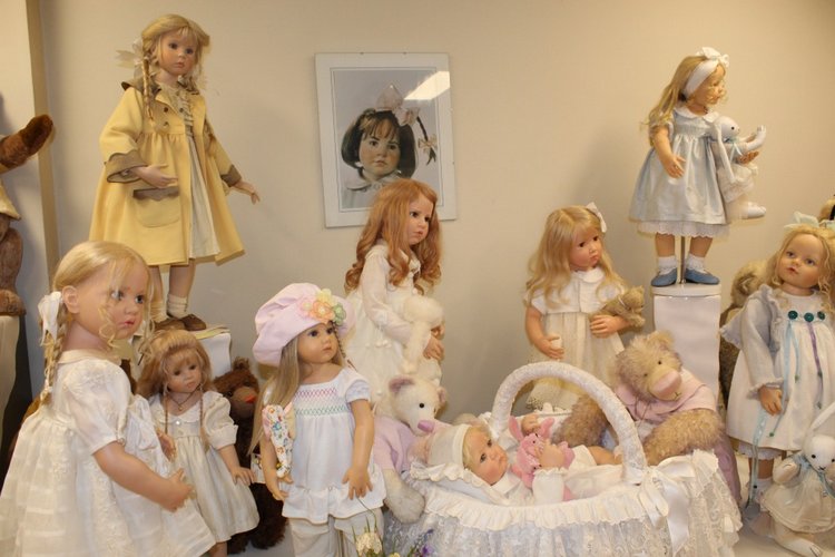 Летняя встреча коллекционеров в магазине кукол. Заключительная часть