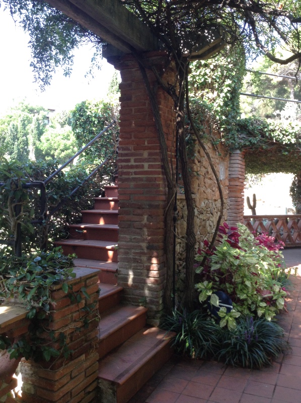 Путешествие Минуш в Испанию. Каталония. Ч.3. Райские сады