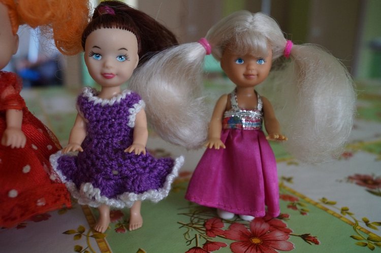 Куклы с разным состояние здоровья долго стояли в очередь у дверей кукольной лечебницы | Бэйбики Куклы с разным состояние здоровья долго стояли в очередь у дверей кукольной лечебницы