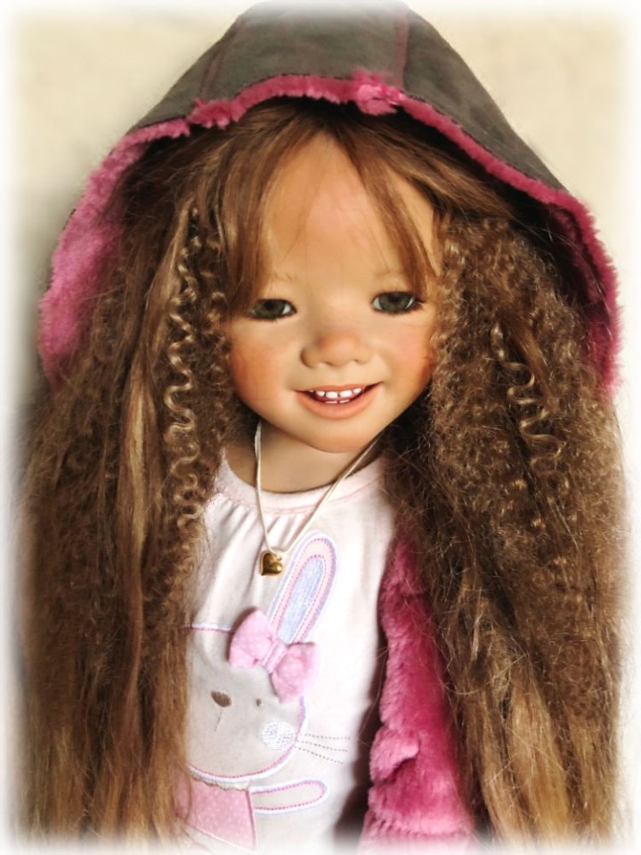 Показ химочек продолжается ... с нами сегодня замечательная Лиска