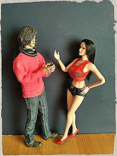 У пилона — Игровые куклы разных производителей (Разное): редкие бренды (фото 8)