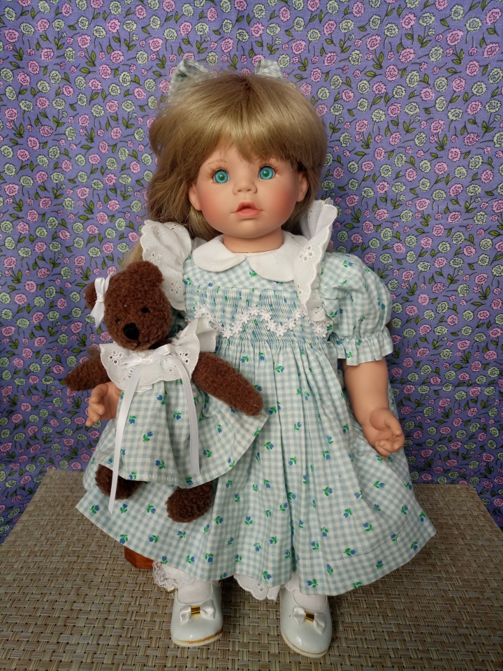 Красивая девочка от Susan Wakeen