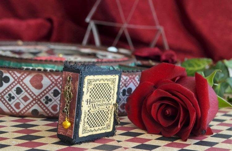 Часы "Моя Алиса" с миниатюрой (фото 8)