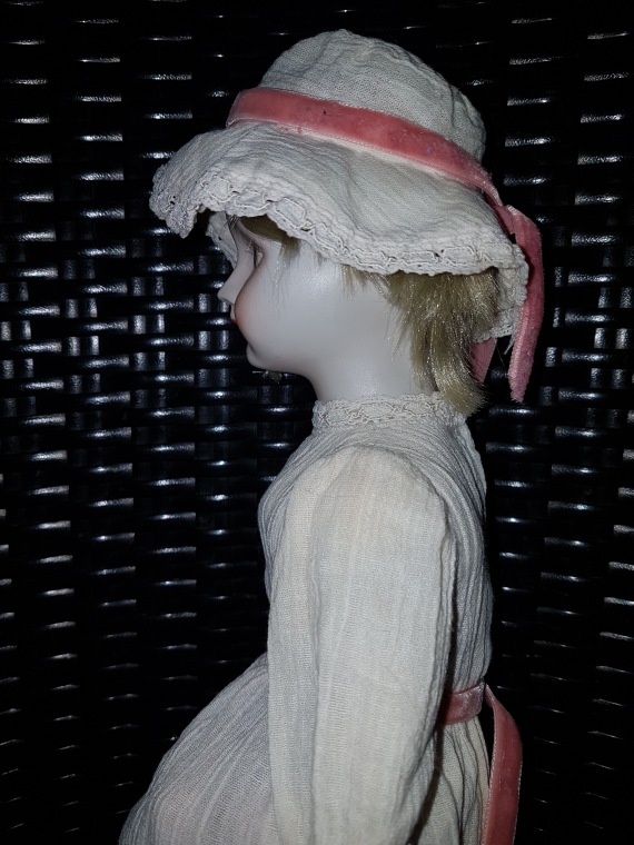 Большая коллекция Винтажных реплик с антикварных кукол