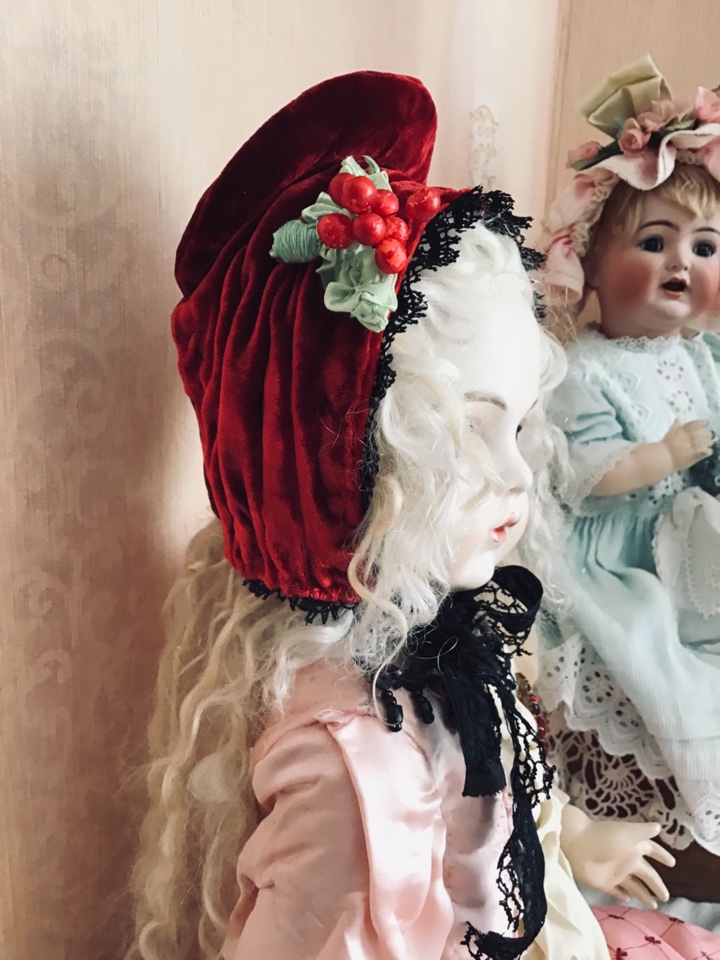 Тайны и ягоды любят все. Мой новый бонет "Остролист" | Бэйбики Тайны и ягоды любят все. Мой новый бонет "Остролист"