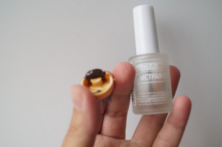 Третья июльская выписка. Вылечила восемь кукол СССР! И всем сшила наряды - за неделю