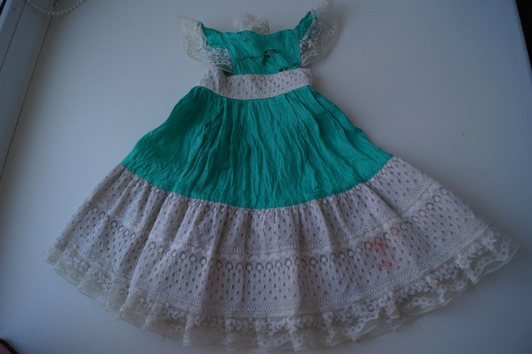 Третья июльская выписка. Вылечила восемь кукол СССР! И всем сшила наряды - за неделю