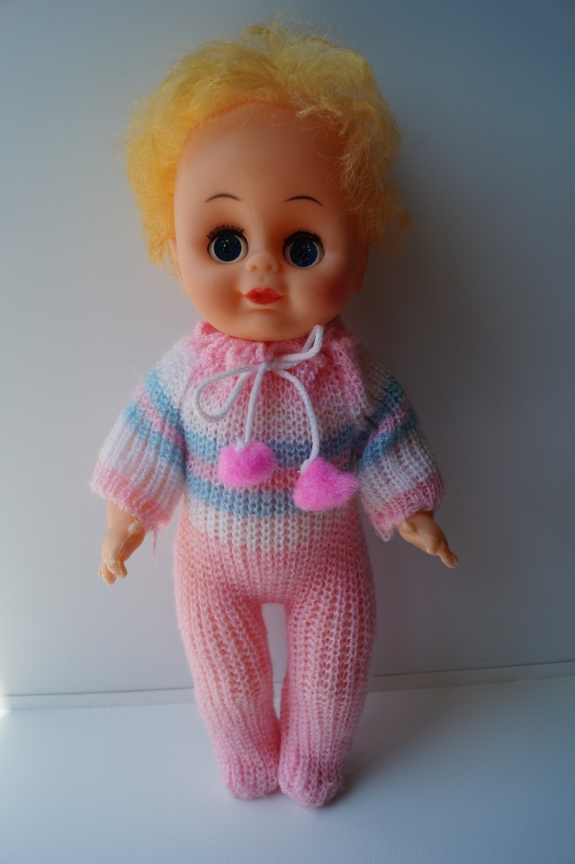 Вторая июльская выписка. Лечение глазок: отсутствие радужки, косоглазие. На лечении была ГДРочка. Голова+тело= красивая