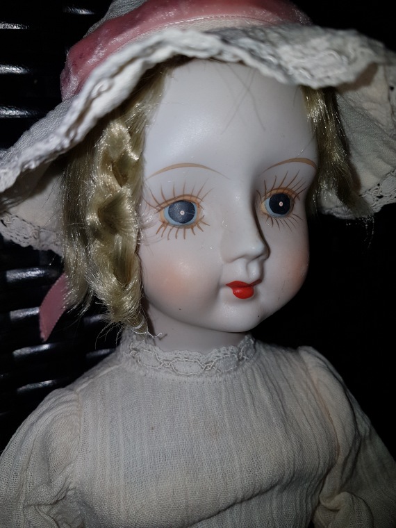 Большая коллекция Винтажных реплик с антикварных кукол