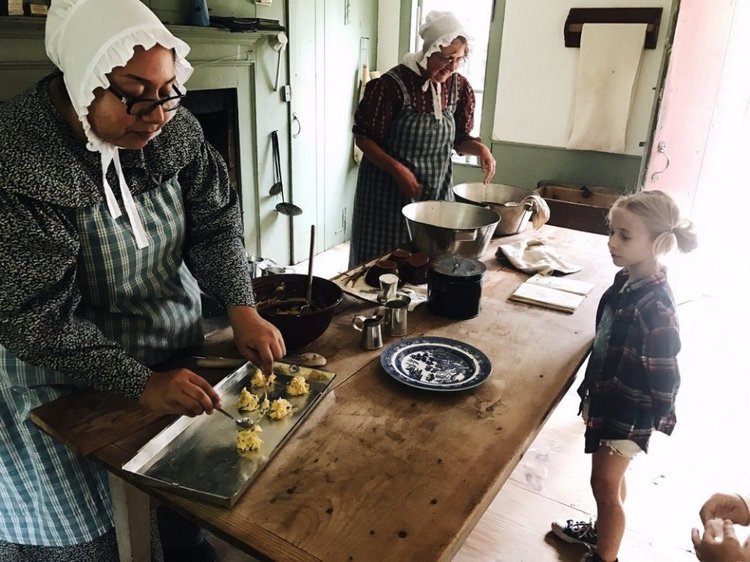 Прокатимся на машине времени? Поселение Старбридж. Новая Англия. 1830 год