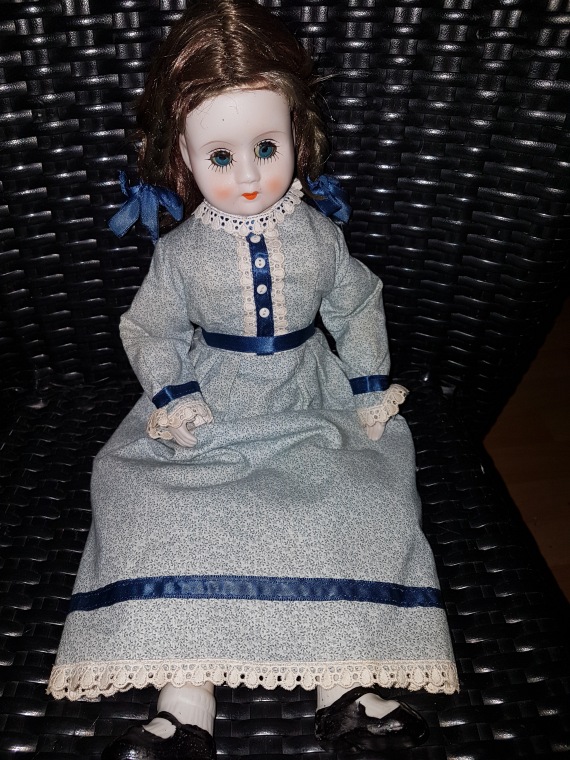 Большая коллекция Винтажных реплик с антикварных кукол