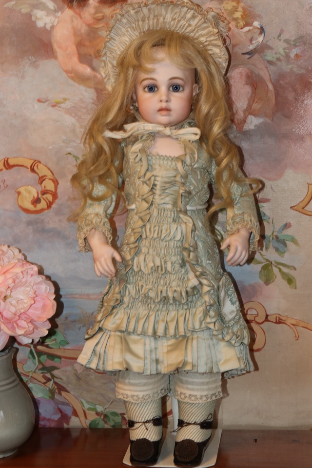 Антикварные куклы нашей мечты Bru Circle and Dot второе поколение