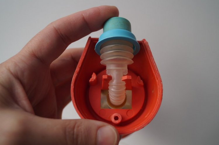 Третья выписка февраля. Сложная пациентка получила помощь нейрохирурга, бегемот Тотоша снова ловит шарики, лепка стоп +