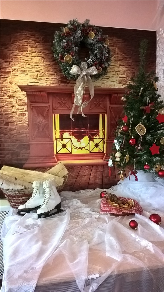 "...мир черно-белый весь разрисуют чудаки!"