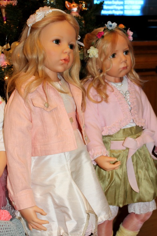 Новогодняя елка с моими куклами от Hildegard Gunzel