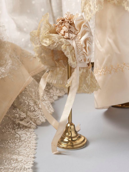 Старинная восковая кукла — Редкие антикварные куклы и реплики: воск (фото 8)