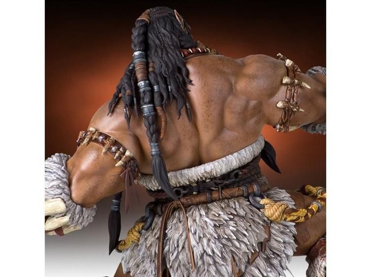 Статуи Дуротана от Phicen из фильма Варкрафт